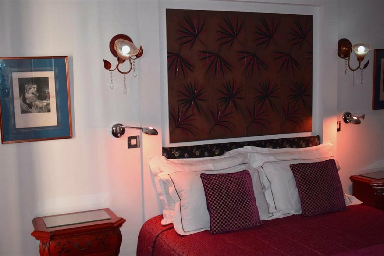 Palazzo Valletta Suites Luaran gambar